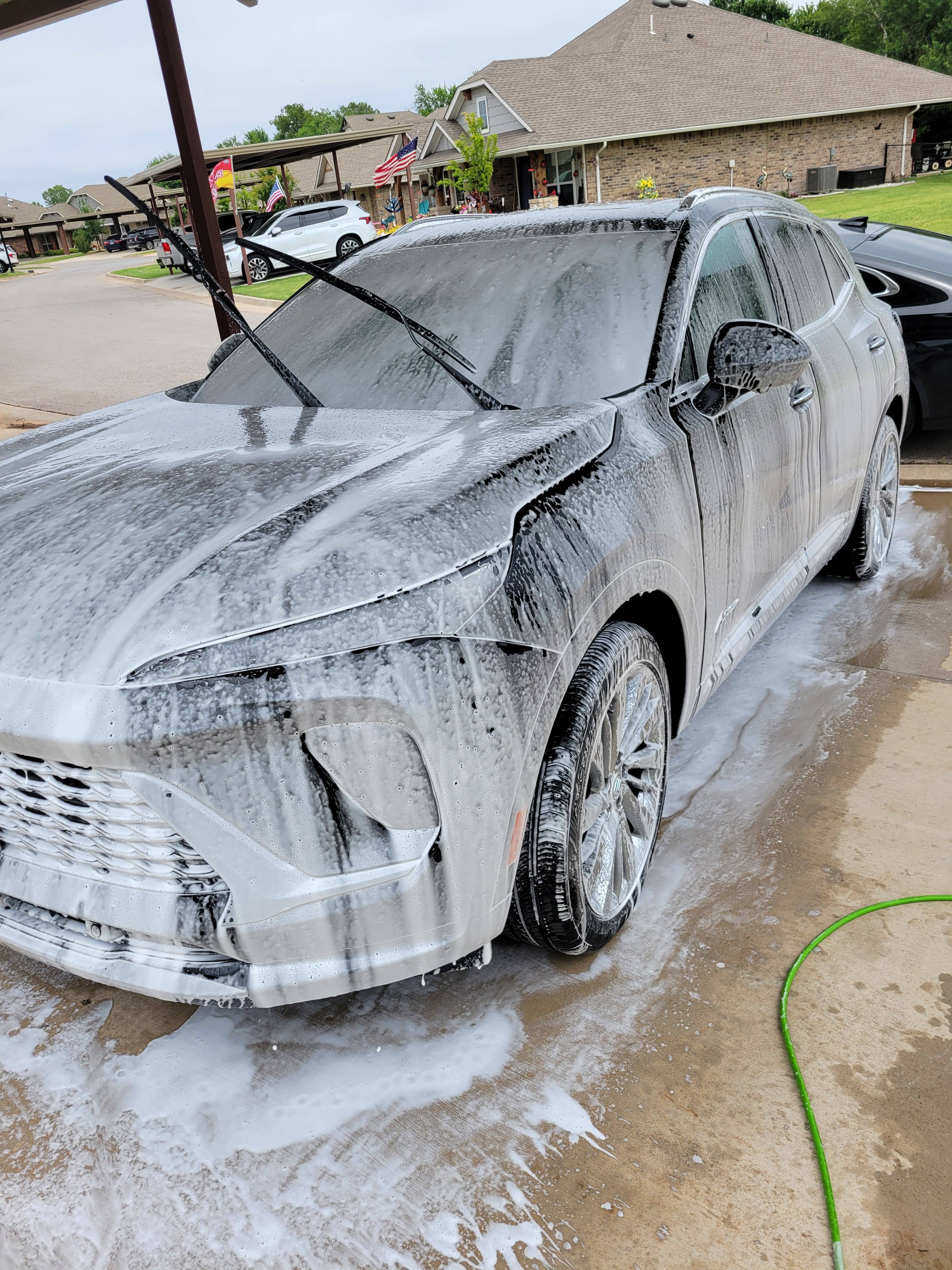 Professional mobile car detailing process Oklahoma City - car wash service